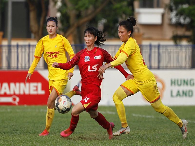 Bóng đá Việt Nam sẽ không bao giừ dừng lại dù liên tục bị cản chân